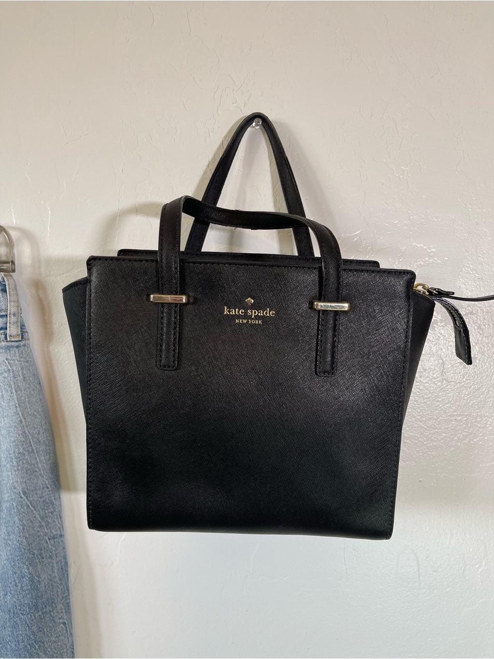 kate spade black structured saffiano satchel with gold logo